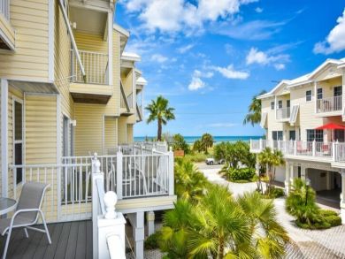 Anna Maria Island Steps to Beach Town Home for Rent